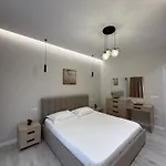Classy Loui 1 Apartamento *