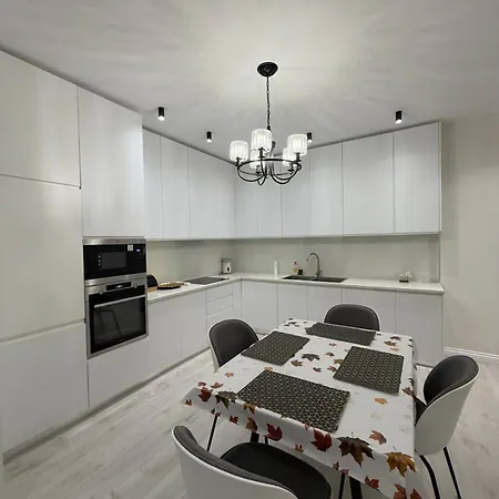 Classy Loui 1 Apartment